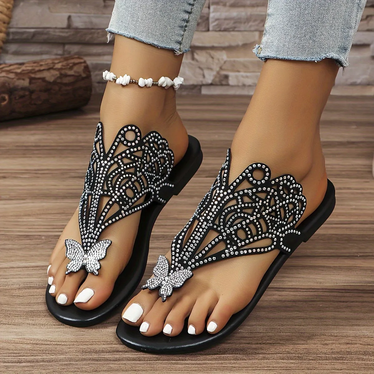 Amozae-Shimmering Rhinestone Butterfly Slide Sandals - Fashion-Forward Casual Flip Flops for Summer - Lightweight, Breathable, and Quick-Dry Flat Shoes with Adjustable Hollow Out Design