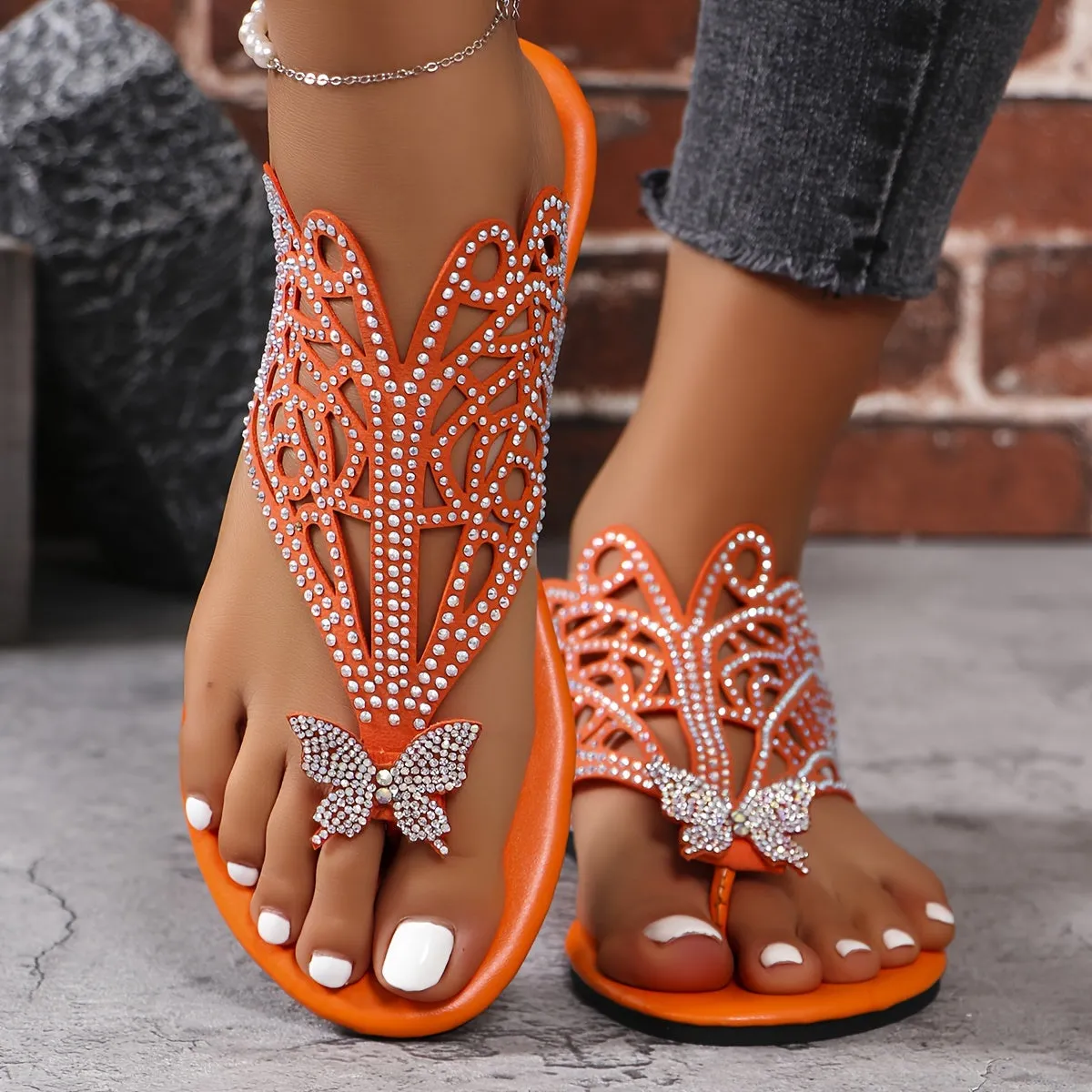 Amozae-Shimmering Rhinestone Butterfly Slide Sandals - Fashion-Forward Casual Flip Flops for Summer - Lightweight, Breathable, and Quick-Dry Flat Shoes with Adjustable Hollow Out Design