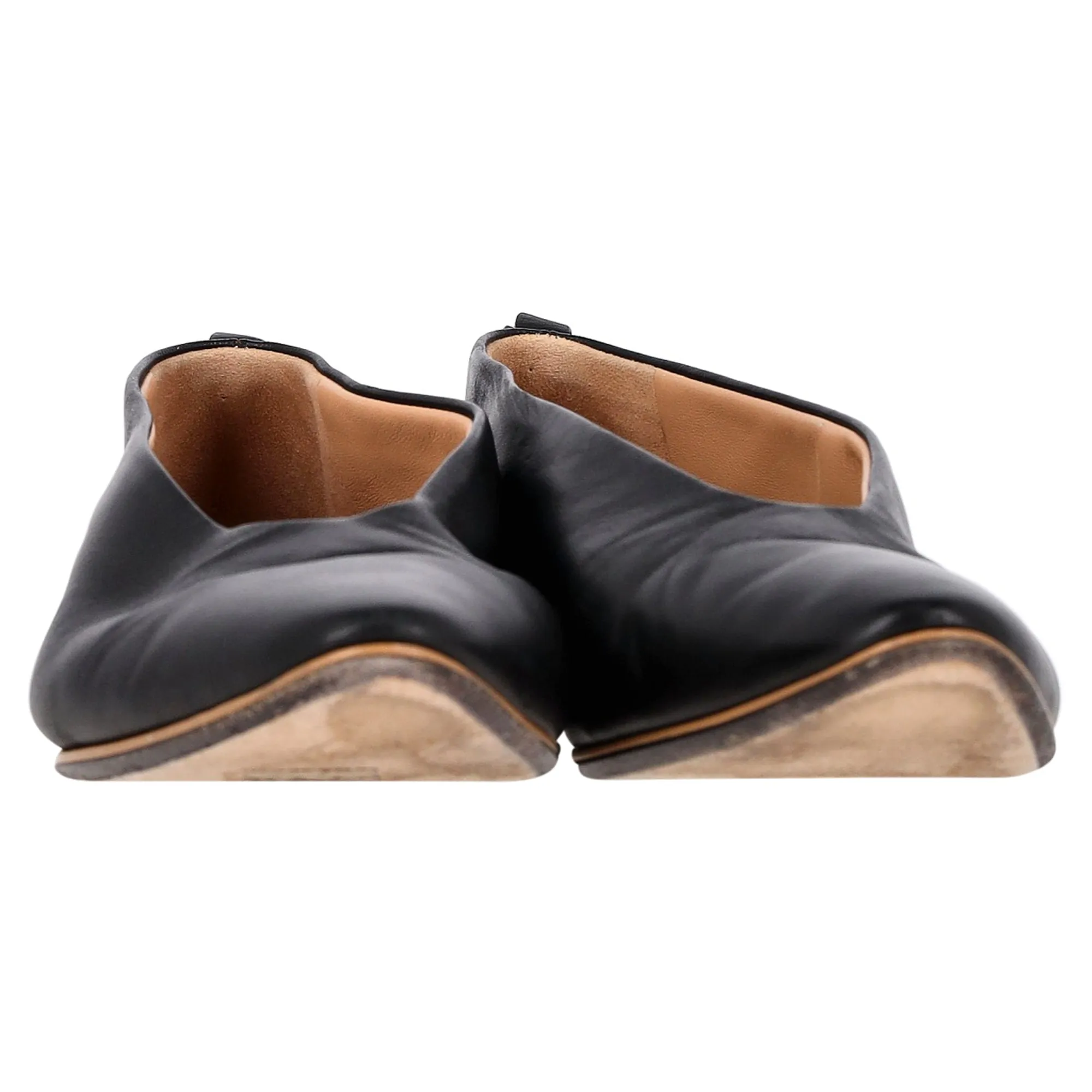 Bottega Veneta Almond Toe Flats in Black Leather