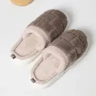 Criss Cross Faux Fur slippers