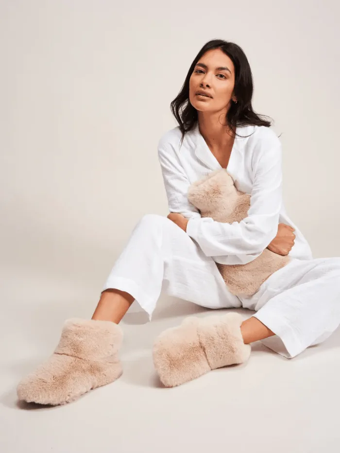 Helen Moore Vegan Fur Slipper Boots In Biscuit Cloud